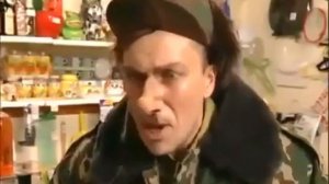 Прапорщик Задов  пришёл в магазин за лампочкой