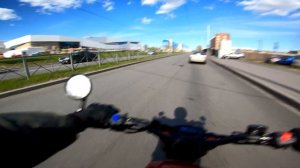 [4K30FPS] FUEGO SCRAMBLER 300 в городском трафике | Звук выхлопа, ди?