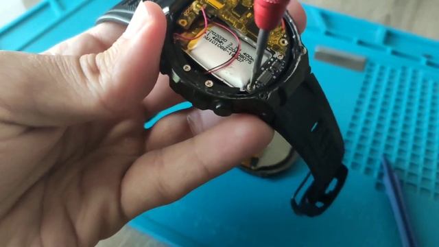 Как разобрать смарт часы LEMFO K22 для замены аккумулятор? смотреть онлайн