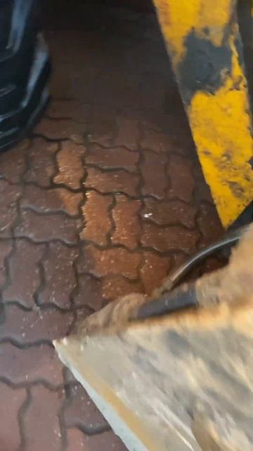 Прикол на приколе #экскаватор #excavator #работа #jcb #jcbtractor #говносменщики #backhoe смотреть онлайн