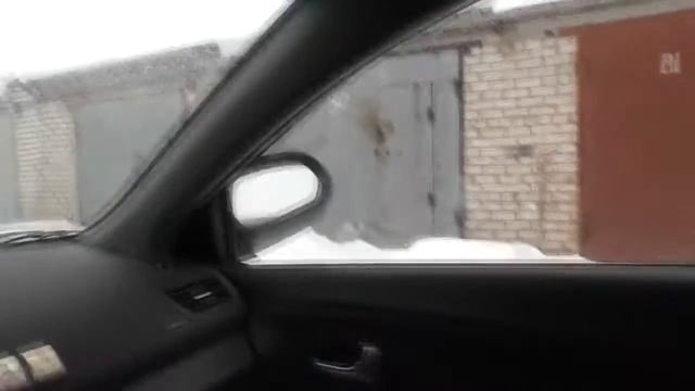 KIA RIO  Замирают стрелки датчиков тахометра и топливо В ?