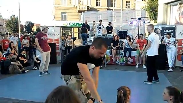 Хип-хоп батлы АртТолока ArtProple