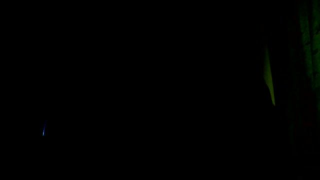 Зелёный слоник (ковёр).mp4 смотреть онлайн