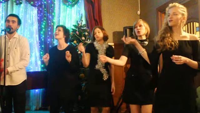 Предновогодний концерт вокального ансамбля «Honey jazz choir» смотреть онлайн