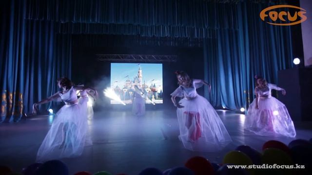 Belly Dance | Летний отчетный концерт 2016 | Dance Studio Focus | Layan смотреть онлайн