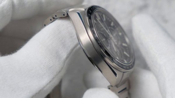 Отличные часы на повседневную носку - Seiko Astron SSH111J1