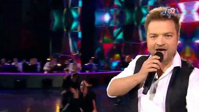 🫣 В эфире ТВ раскачал Кремлевский дворец. Макс Лидов Разбуди меня премия Марка #1 живой звук смотреть онлайн