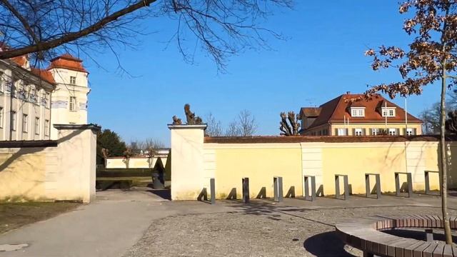 Немецкая холодная весна 2025 Слушаю Хакамаду Деревенск?