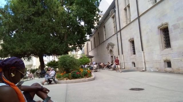 Франция. Почему не моют персики или фрукты мыть- в свое