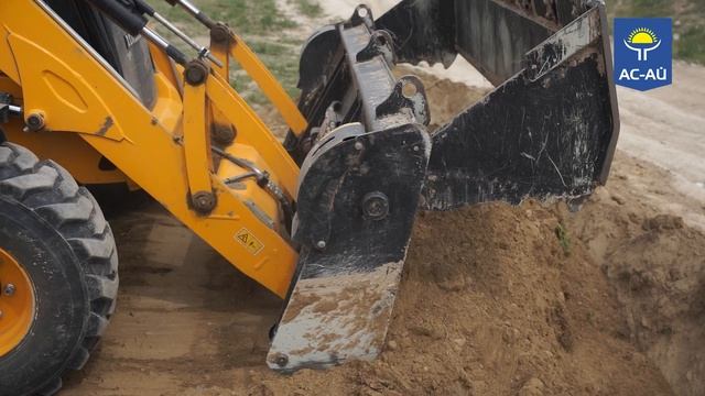 Экскаватор-Погрузчик LONKING 83C 3в1 (в работе) смотреть онлайн