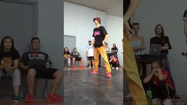 Dance Legend Battle (14.07.2018) - Final Шу шу (win) vs Грозный смайл Школа танцев S-ART смотреть онлайн