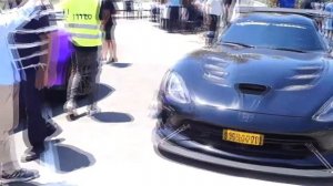 Выставка крутых авто в больнице Израиля.