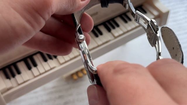 Обзор часов Epos 3408.208.20.