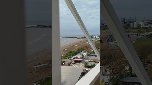 Колесо обозрения в Ейске на Приморской набережной 2025, Азовское море с высоты 25 метров Ейск 2025 смотреть онлайн