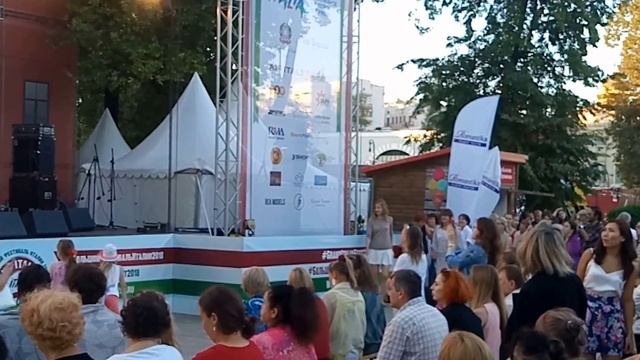 Большой фестиваль Италии.Альберто Чикарелли.Луи...дилай.V80729 194632 смотреть онлайн