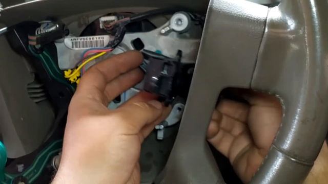 [Своими руками] Замена переключателя (рычага) круиз ко?