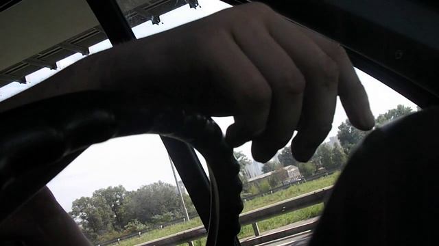 Короткий разговор с мусорятком смотреть онлайн