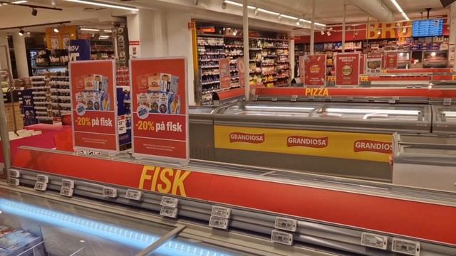 ЖИЗНЬ украинцев в НОРВЕГИИ🇧🇻СКОЛЬКО стоят ПРОДУКТЫ смотреть онлайн