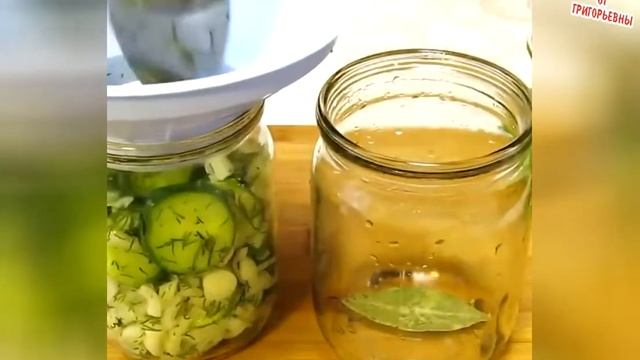 САЛАТ ИЗ ОГУРЦОВ НА ЗИМУ! 20 ЛЕТ ЕГО ГОТОВЛЮ. НЕ ВЗРЫВАЮ? смотреть онлайн