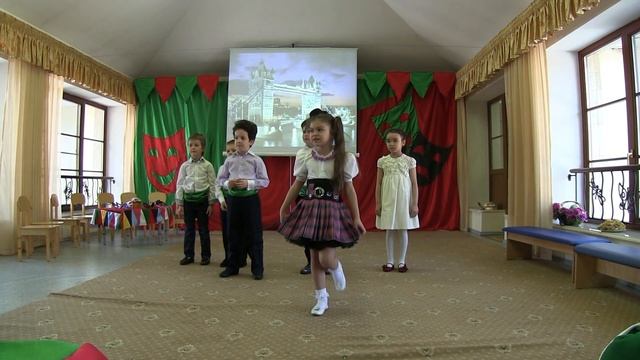Детский сад 8 марта подготовительная группа