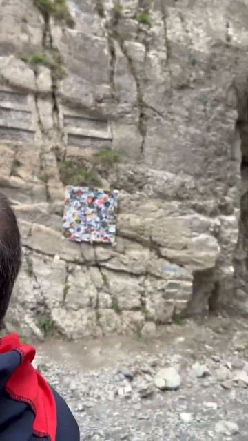 Обелиск Бодрову и другим погибшим в Кармадонском ущелье смотреть онлайн