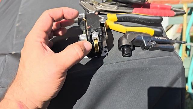 Электрический танцплощадка