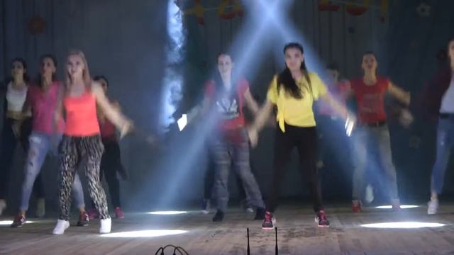 На юбилее ``Колибри``, 22.05.2016 г. смотреть онлайн