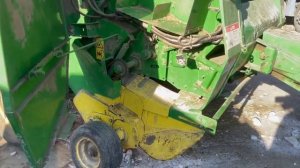 Пресс подборщик John Deere 590 N 2995