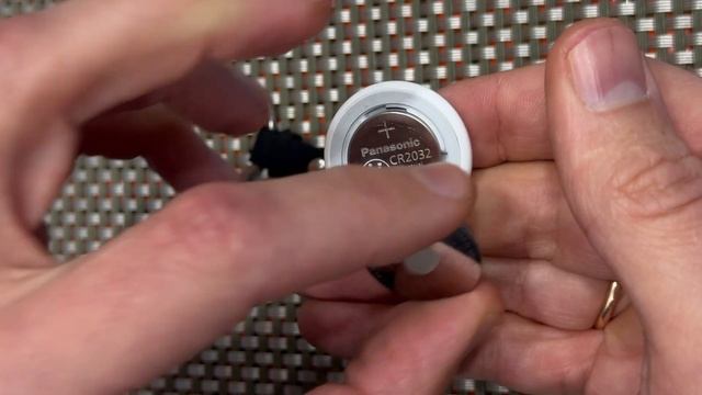 Как заменить батарейку в Apple AirTag: пошаговая инструкция смотреть онлайн