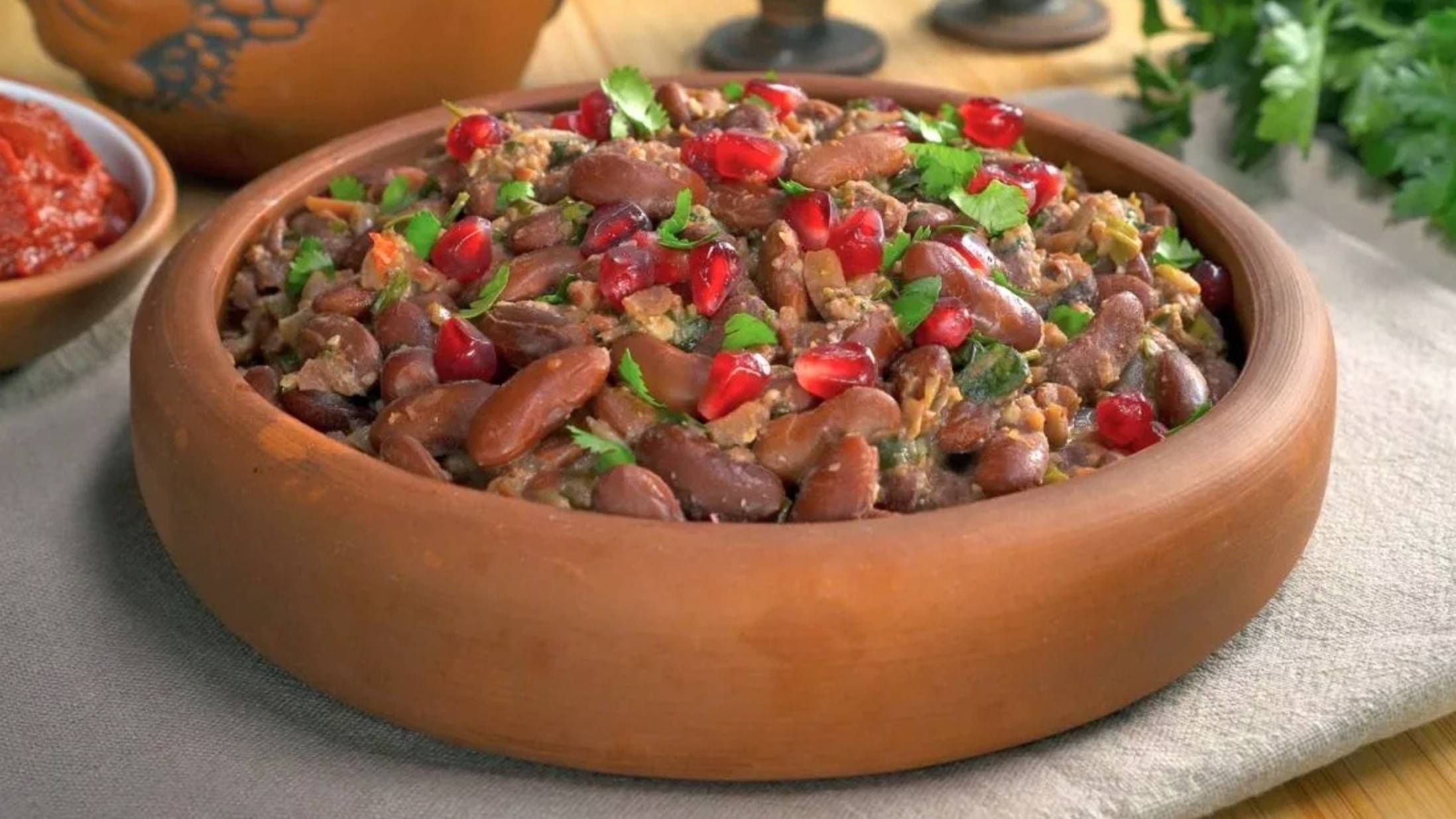 ЛОБИО ИЗ КРАСНОЙ ФАСОЛИ. Популярное блюдо грузинской кухни. Классический рецепт от Всегда Вкусно! смотреть онлайн