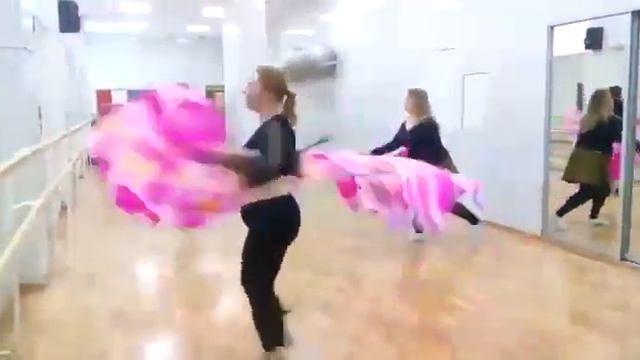ШВТ “Зейнаб”. Работа в зале. Педагог Оксана Бабаева смотреть онлайн