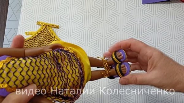 Новый образ Kelsey Siblies Ruby Red. Три платья.