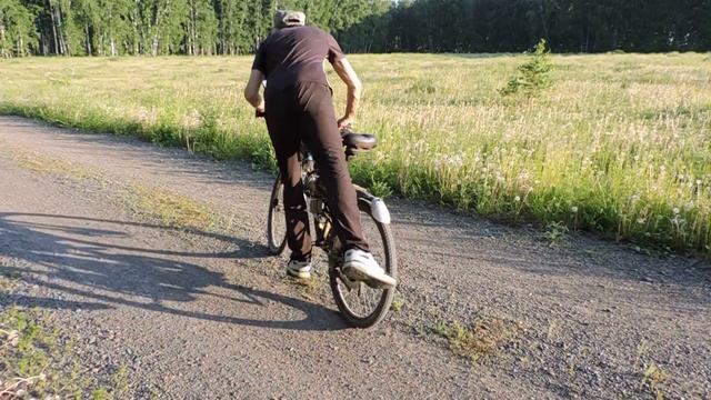 веломотор, записал звук мотора часть 1 смотреть онлайн