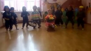 Тает лёд - детский прикол. Пародия на видеоклип. Умора!