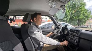 НИВА в городе — это вообще нормально? POV, парковка, заправка и суровая реальность. Нива не про горо