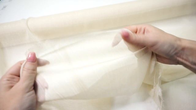 Шифон молочный с люрексом 3301