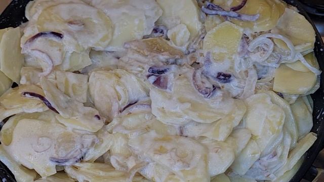 Картофель в сливках с беконом и сыром — самый вкусный смотреть онлайн