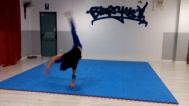 Windmil To Airflare (гелик твист)