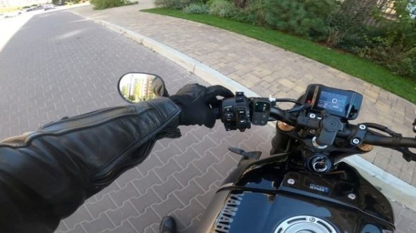 YAMAHA XSR900 2024 – это DUCATI по цене японца