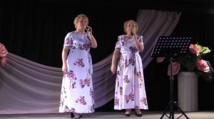 Вокальный дуэт Рябина над водой склонилась