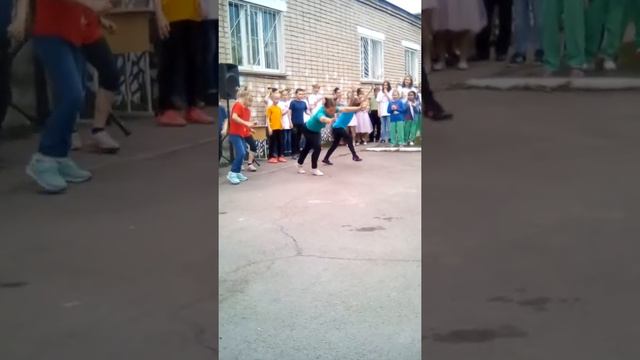 Танец черепашки ниньзя