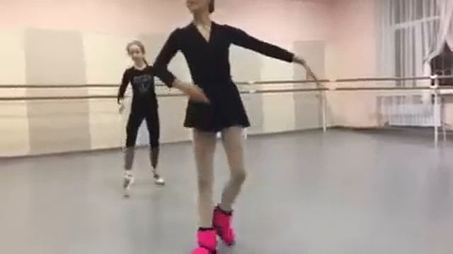 Лейла. Тая смотреть онлайн