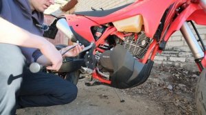Чем и как качать амортизатор на мотоцикле? | RM | Regulmoto | Ho