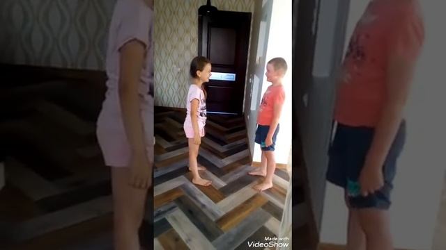 Фнаф в реальной жизни! (Часть 1) FNaF in the real life (Part 1) смотреть онлайн