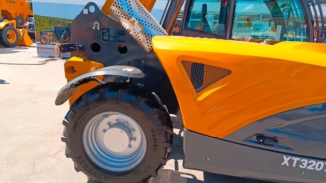 Телескопический погрузчик XCMG XT3207K AGRI