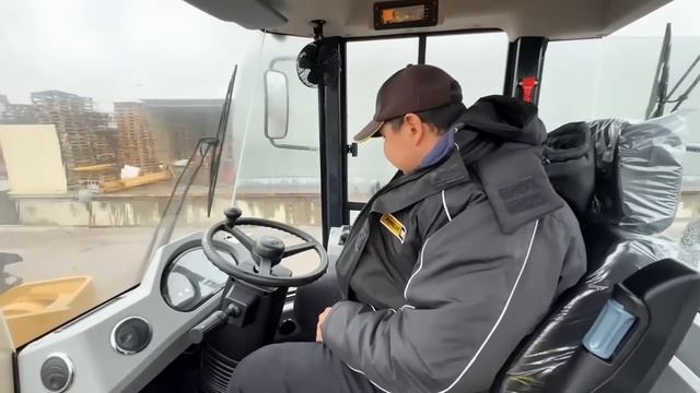 3 кубли Погрузчик олмоқчи бўлганлар кўриши ШАРТ! SEM 956F 3