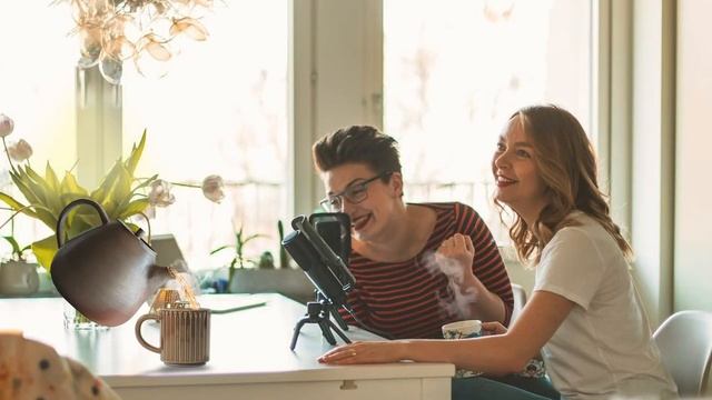 Как мы переживаем карантин, что происходит в Швеции | П смотреть онлайн