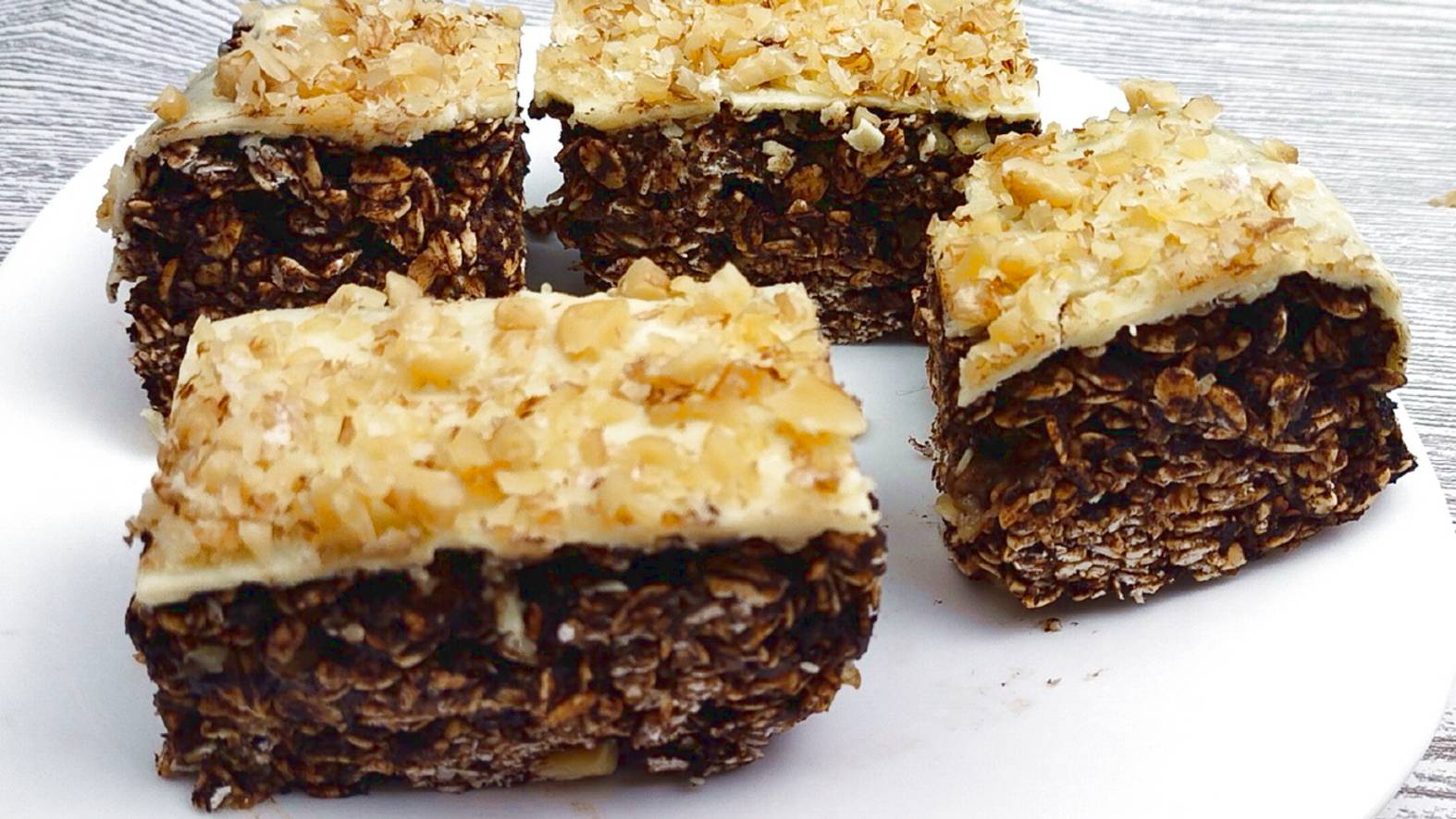 Заменила муку и сахар на полезные ингредиенты!Получила Ароматный Шоколадный десерт БЕЗ ВЫПЕЧКИ смотреть онлайн