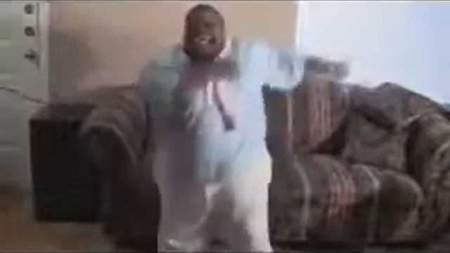 Жирный танцует))) смотреть онлайн