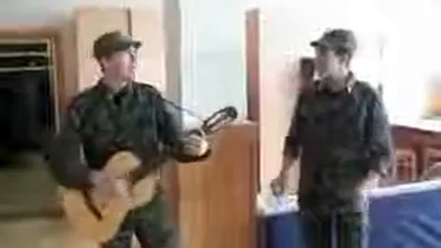 прикол Татарские пацаны в армии Туган Яҡ под гитару = смотреть онлайн